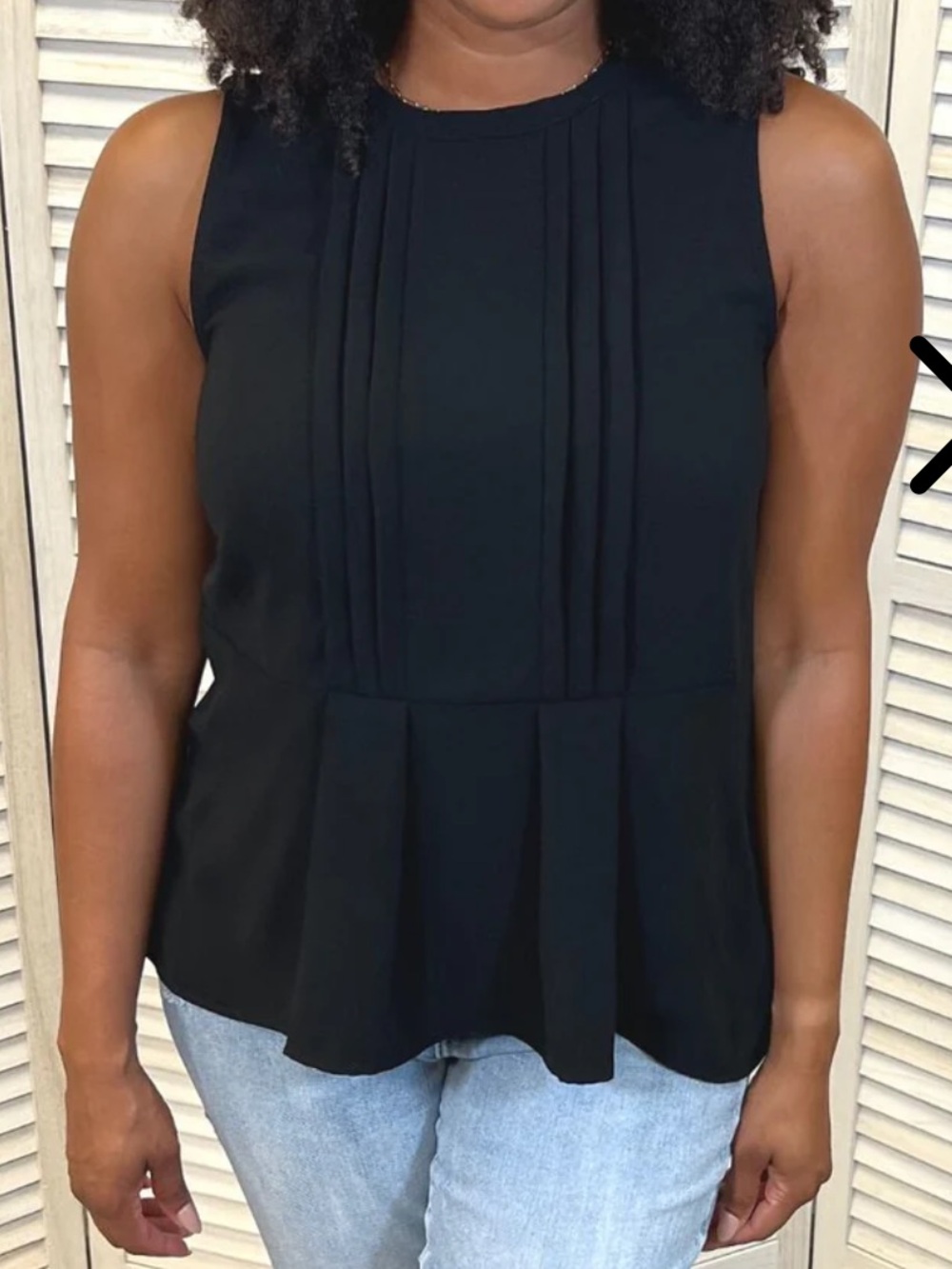 Nursing Queen Black Pleated Peplum Sleeveless Top